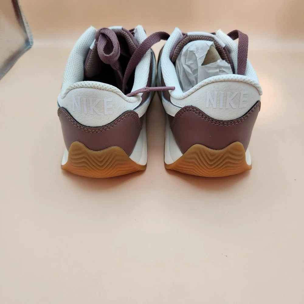 Nike Pacific LTR Shoes Womens Size 7.5 Running Athletic Sneakers HV6430-200